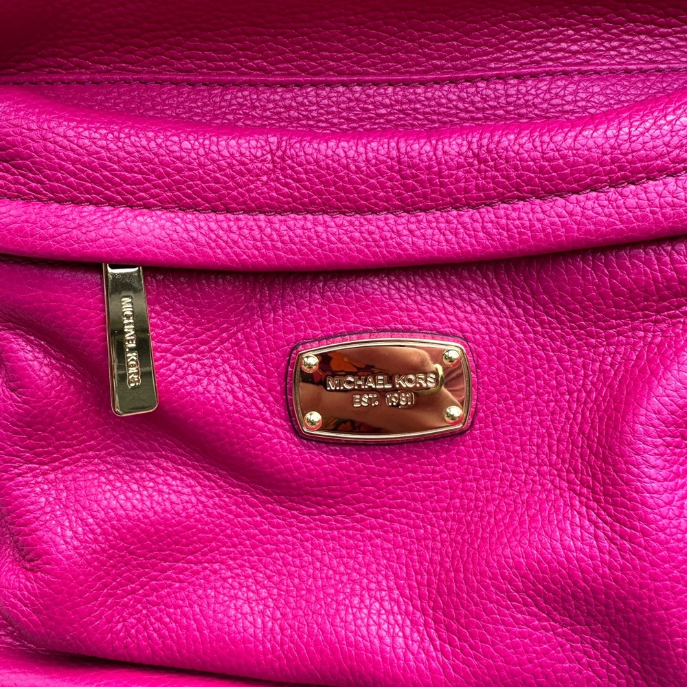 Michael Kors Large Jet Set Leather Backpack Fuschia - Picture 2 of 6